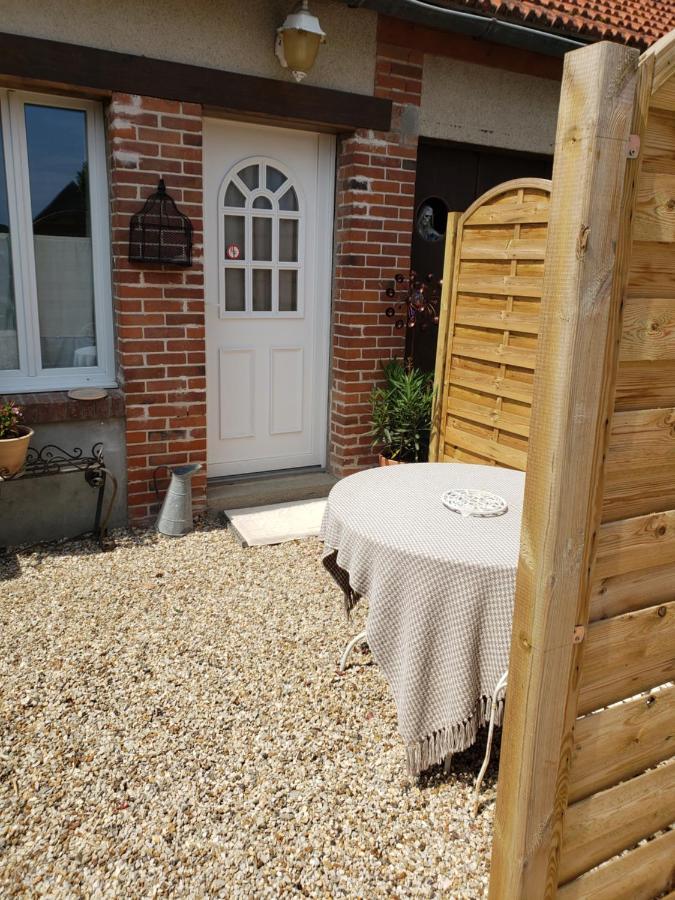 Chez Didier Et Vero Houville-la-Branche Экстерьер фото